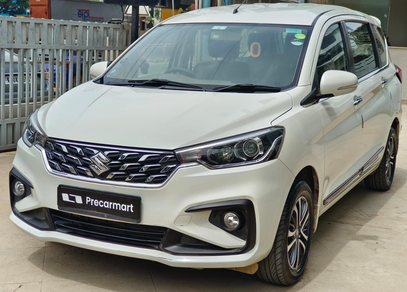ERTIGA SMART HYBRID ZXI AT