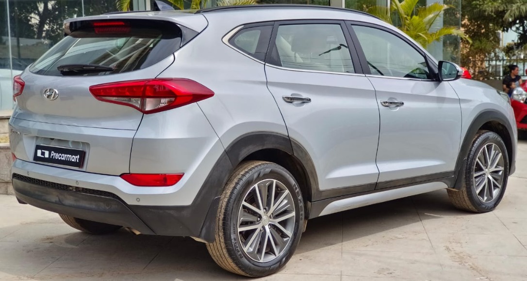 HYUNDAI TUCSON VTVT AUTO GLS 2WD-PETROL