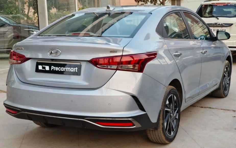 Precarmart - Buy Used -VERNA 1.5 MPI SX (O) IVT