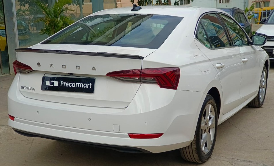 Octavia Style 2.0 TSI AT