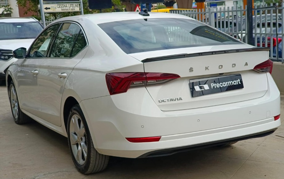 Octavia Style 2.0 TSI AT