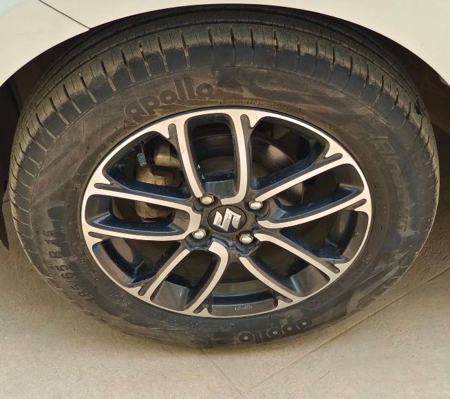 Precarmart - Buy Used -SWIFT ZXI PLUS AMT