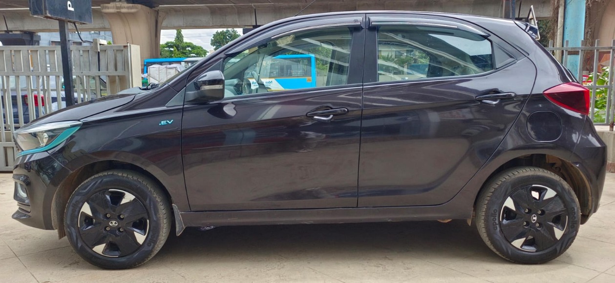 Precarmart - Buy Used - TIAGO EV XZ+ TECH WMU